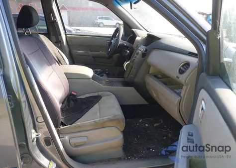 2009 Honda Pilot Lx z USA, uszkodzony, nr VIN 5FNYF48219B038172